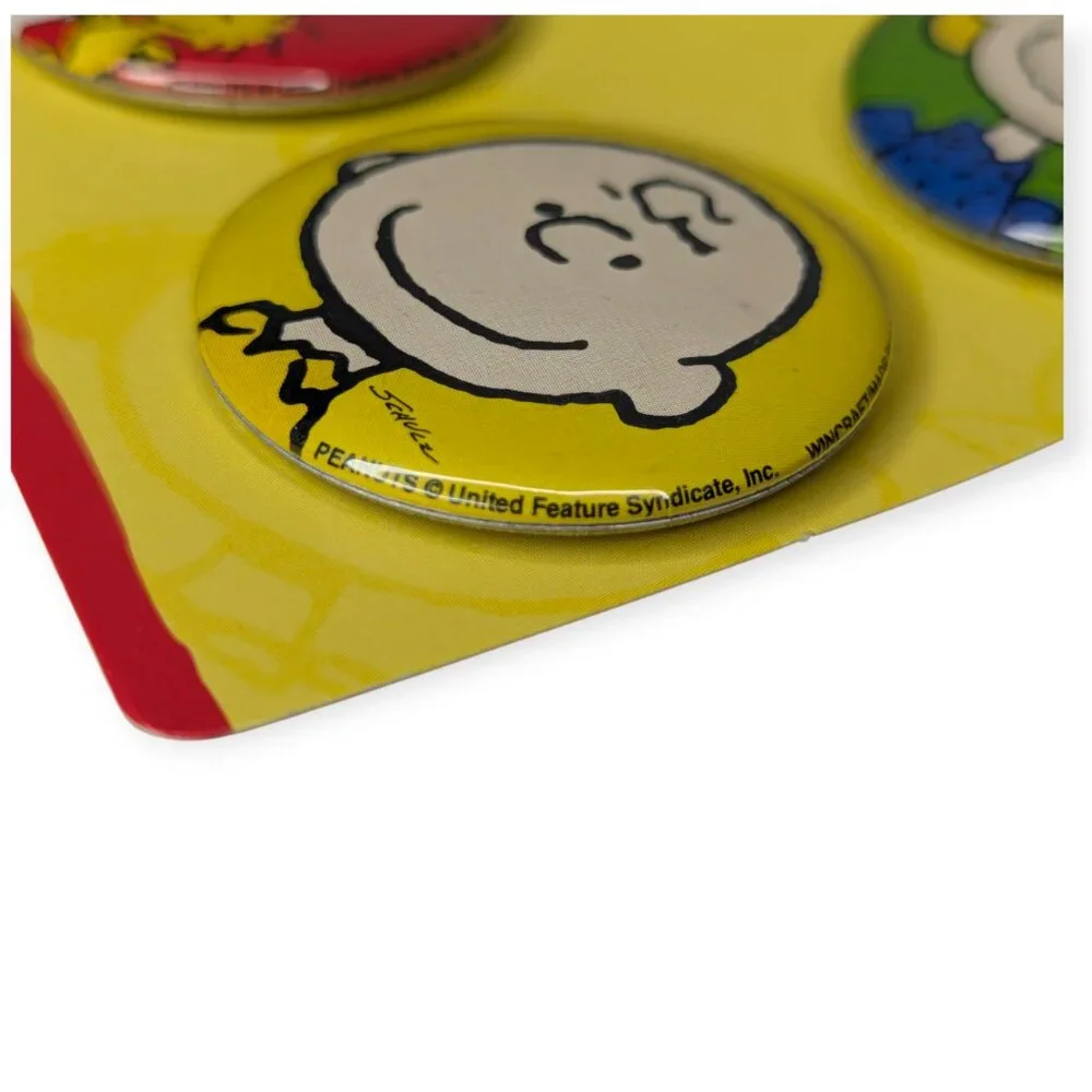 Vintage 1998 Wincraft Peanuts Pinback Buttons Set of 8 On Card Sealed NOS